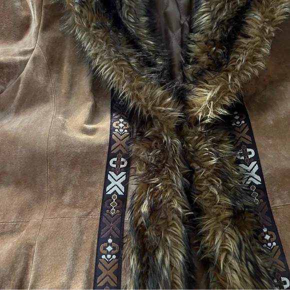 Vintage Suede Leather Overcoat - Picture 13 of 15